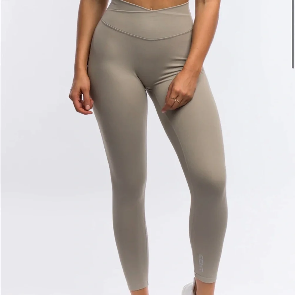 ECHT Paramount Leggings - Picture 1 of 2